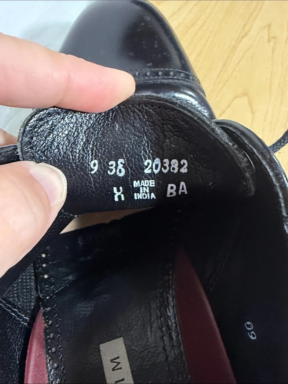 Florsheim Black Leather Cap-Toe Derby Dress Shoes